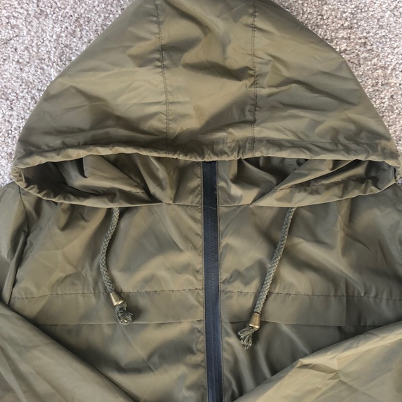 Women’s Spring Jacket- Only Worn Once! - Picture 5 of 8